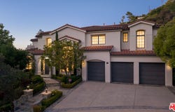 3686 Benedict Canyon Ln, Sherman Oaks, CA 91423