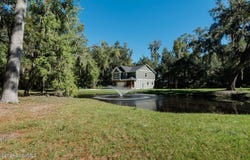 91 Sir Edward Teach Road, Midway, GA 31320