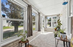 309 Iowa Street, Cedar Falls, IA 50613