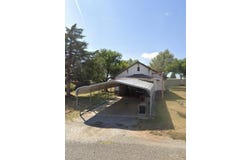 310 N Main, Sharon, OK 73857