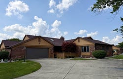 1926 Saint James Place, Anderson, IN 46012