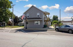 1550 Dows St., Ely, IA 52227-9808