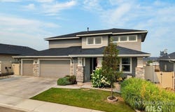 1811 Panama Ave, Emmett, ID 83617