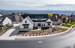 159 E 3900 N, North Ogden, UT 84414
