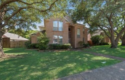 9018 Clearlake Drive, Rowlett, TX 75088