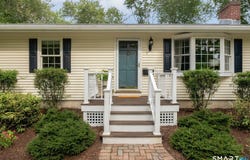 12 Sunset Drive, Old Lyme, CT 06371