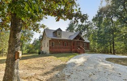 1556 E 464th Road, Bolivar, MO 65613