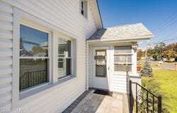 29 Wilson Avenue, Manalapan, NJ 07726