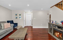 432 Argyle Road, Mineola, NY 11501