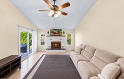 89 Lexington Ln, Wayne Twp., NJ 07470-6332