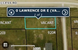 Lawrence Drive E (B), Cedar Rapids, IA 52404
