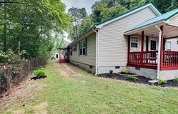 2011 Rt 1428, Prestonsburg, KY 41653