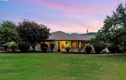 39141 Easton Ln, Springfield, OR 97477