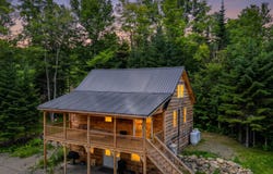 5 Forest Lane, Rangeley, ME 04970