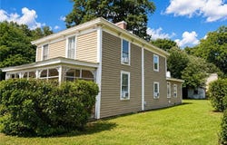 278 Prince George Street, Urbanna, VA 23175