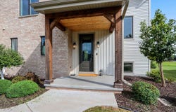 401 JERELYN Court, COMBINED LOCKS, WI 54113