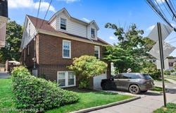 1 Duer Lane, Staten Island, NY 10301