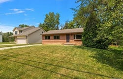 1754 Ruby Avenue, Rochester Hills, MI 48309