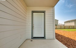 2016 HENDERSON Way, Longview, WA 98632