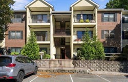 26 Edinburgh Drive, Peekskill, NY 10566
