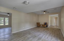 302 E Market Street, Diamond, MO 64840