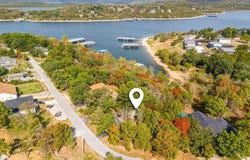 144 Santana Circle, Reeds Spring, MO 65737