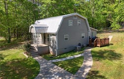 51 Cedar Circle, West Point, GA 31833
