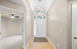 288 W Hull Drive, Delaware, OH 43015