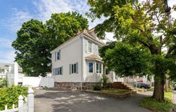 11 Jackson St, Saugus, MA 01906