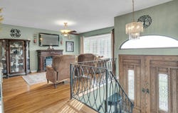 39 Pawnee Drive, Commack, NY 11725