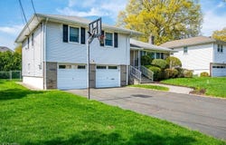 23 Shelley Rd, Springfield Twp., NJ 07081-2510