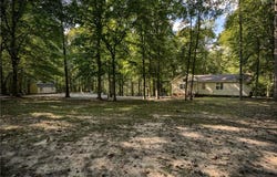 11703 Mitchell Road, Saluda, VA 23149