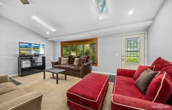 4520 Douglas Road, Oswego, IL 60543