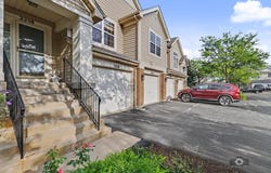 2258 Scott Lane, Aurora, IL 60502