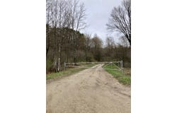 6853 N 7 Rd, Mesick, MI 49668