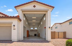 913 S 108TH Avenue, Avondale, AZ 85323