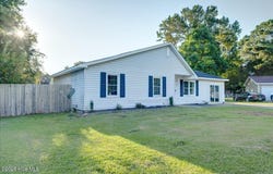 311 Deacon Court, Havelock, NC 28532