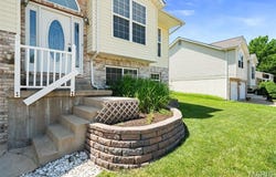2325 Arkansas Drive, High Ridge, MO 63049