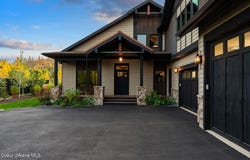 717 Olson Dr, Dover, ID 83825
