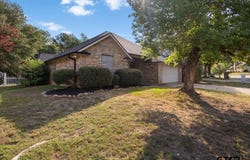 5922 Creekside Circle, Tyler, TX 75703