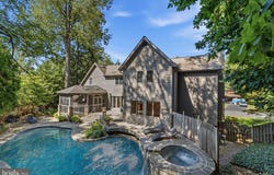 7337 HOOKING Road, MCLEAN, VA 22101