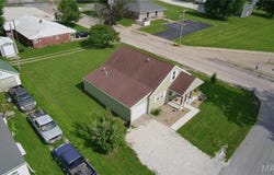 102 Circle Dr, Shelbina, MO 63468