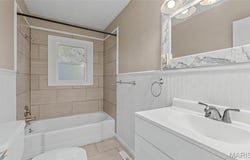 1116 E 9th Street, Rolla, MO 65401