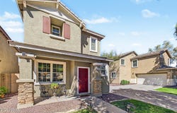 2340 E WAYLAND Drive, Phoenix, AZ 85040