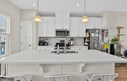 32 CONTINENTAL Boulevard, SICKLERVILLE, NJ 08081