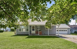 205 E Jefferson Street, Philo, IL 61864