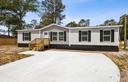 45 Bailey Street, Folkston, GA 31537