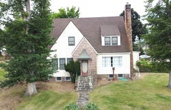 420 W Pettibone Ave, Hines, OR 97738