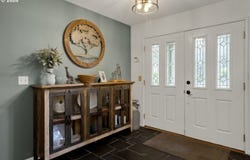 833 Rhododendron Dr, Florence, OR 97439