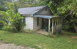 17882 3rd Street, Eminence, MO 65466